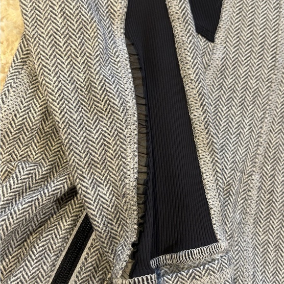 Lululemon Swiftly Tech Half Zip Pullover Size 4 Herringbone Long Sleeve - Picture 8 of 8